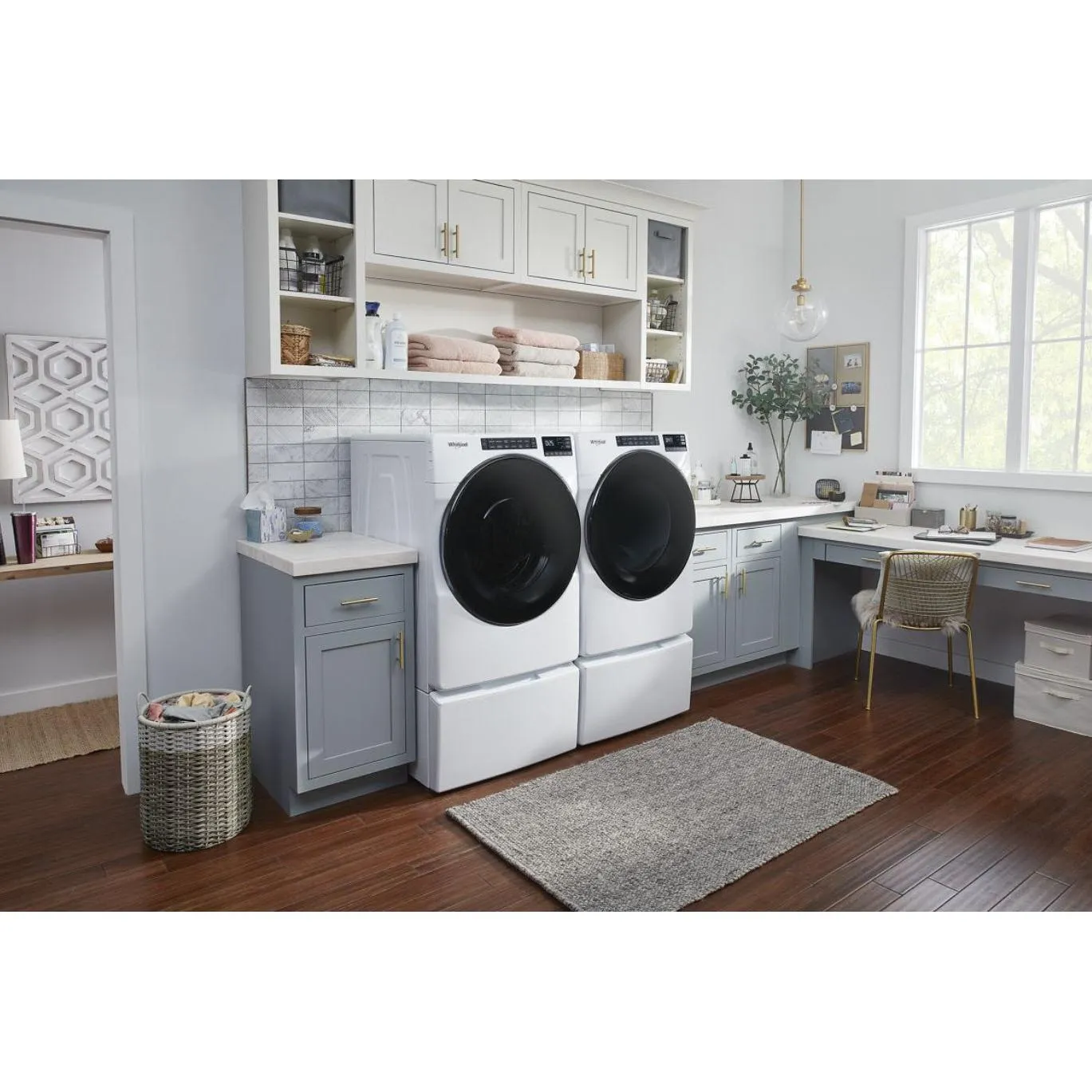 Whirlpool 5.2 cu. ft. Front Loading Washer with Sanitize Cycle WFW5605MW